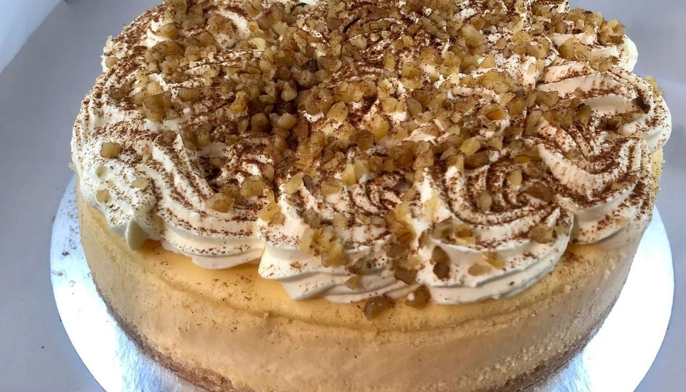German Apple Cheesecake