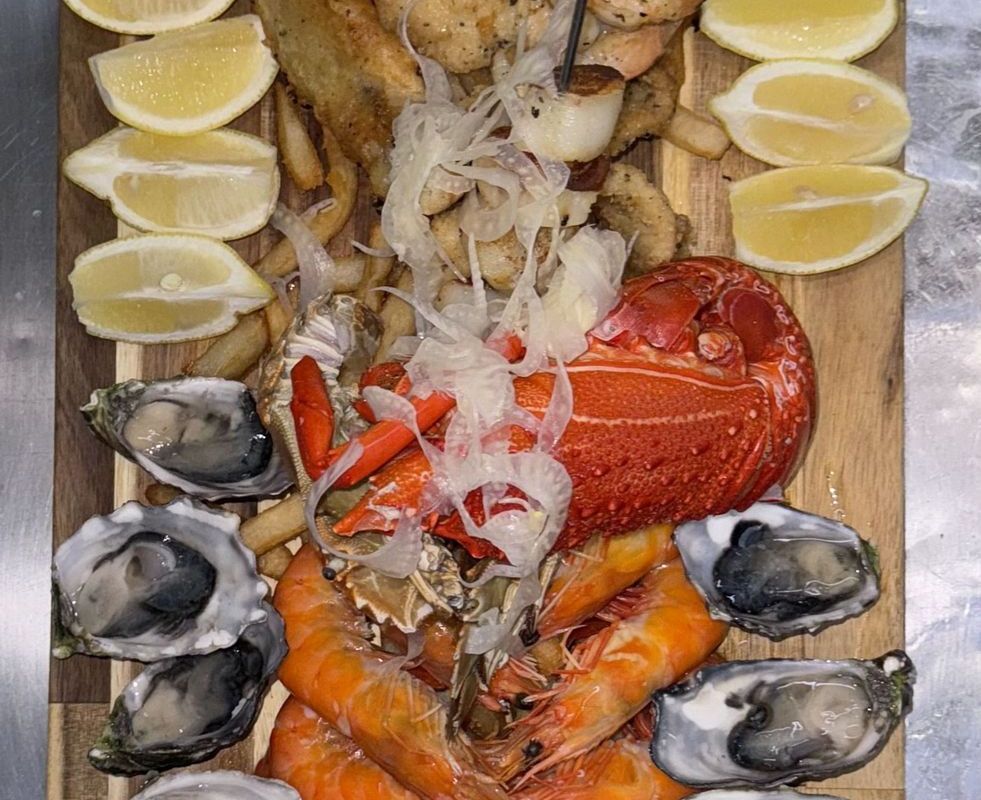 Seafood Platter (FOR 2 PPL)
