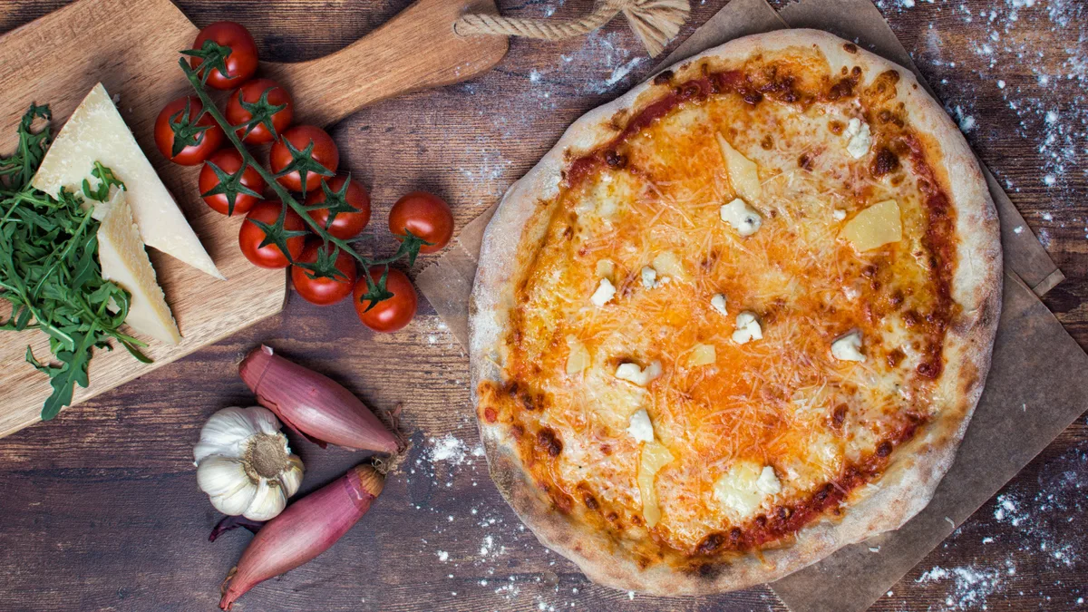 Négysajtos pizza