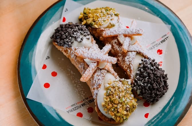 Cannoli Siciliani