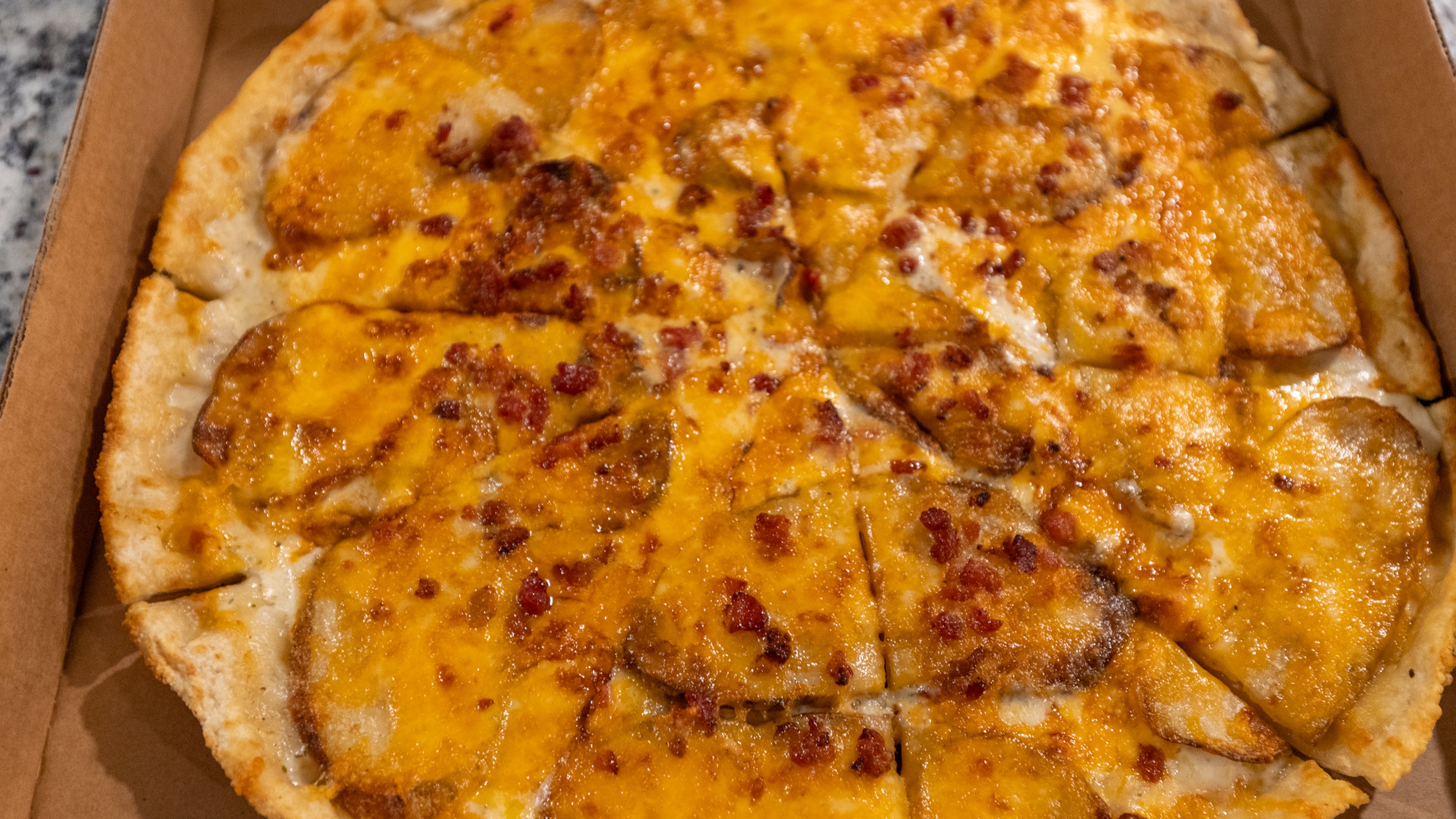 Loaded Potato Pizza (14")