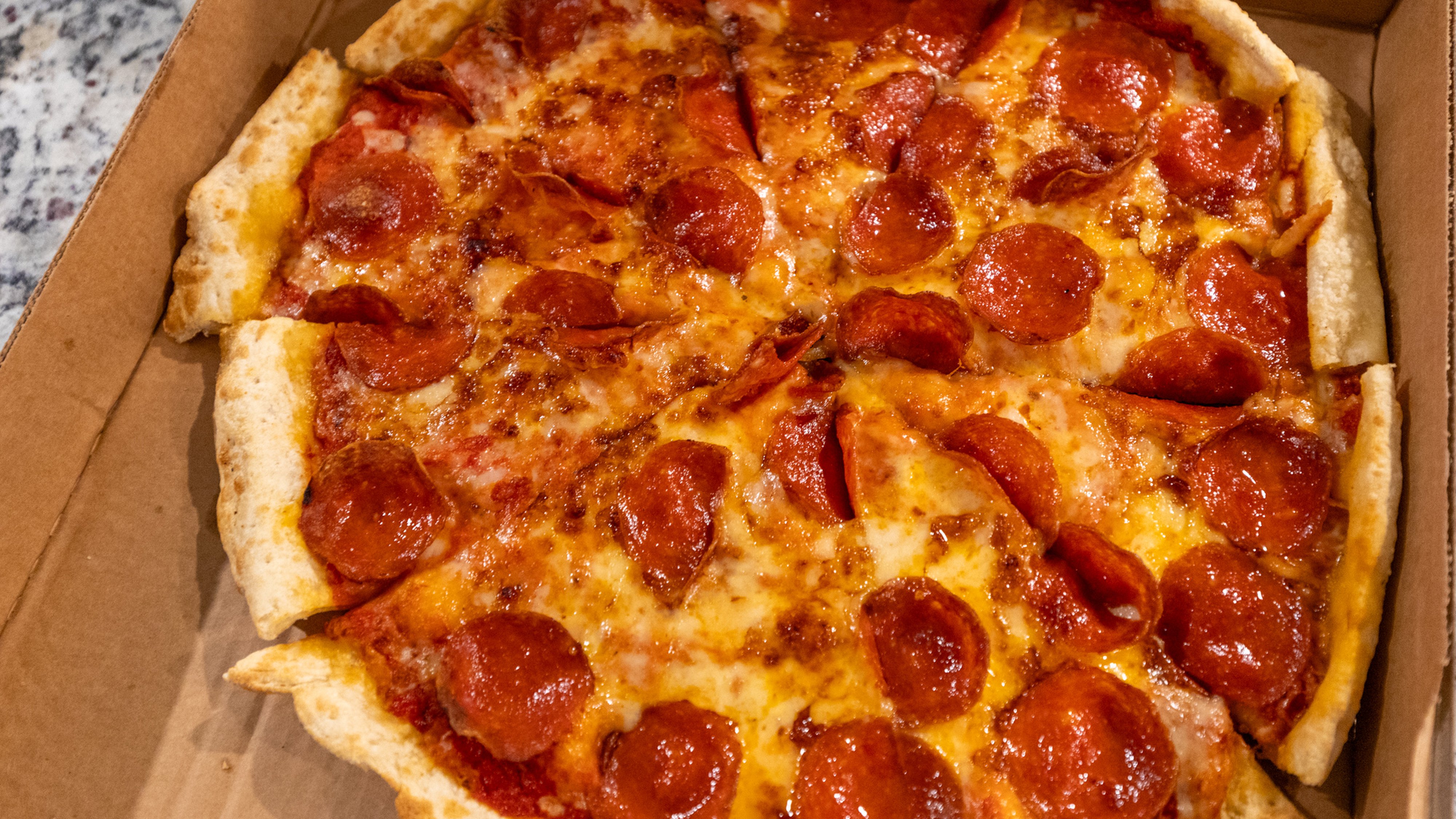 Pepperoni Pizza (14")