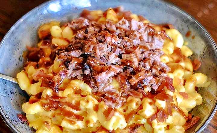 Brisket Mac and Cheese Bowl