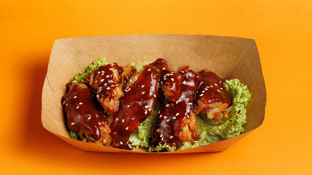 1+1 105.Κοrean Sticky Wings