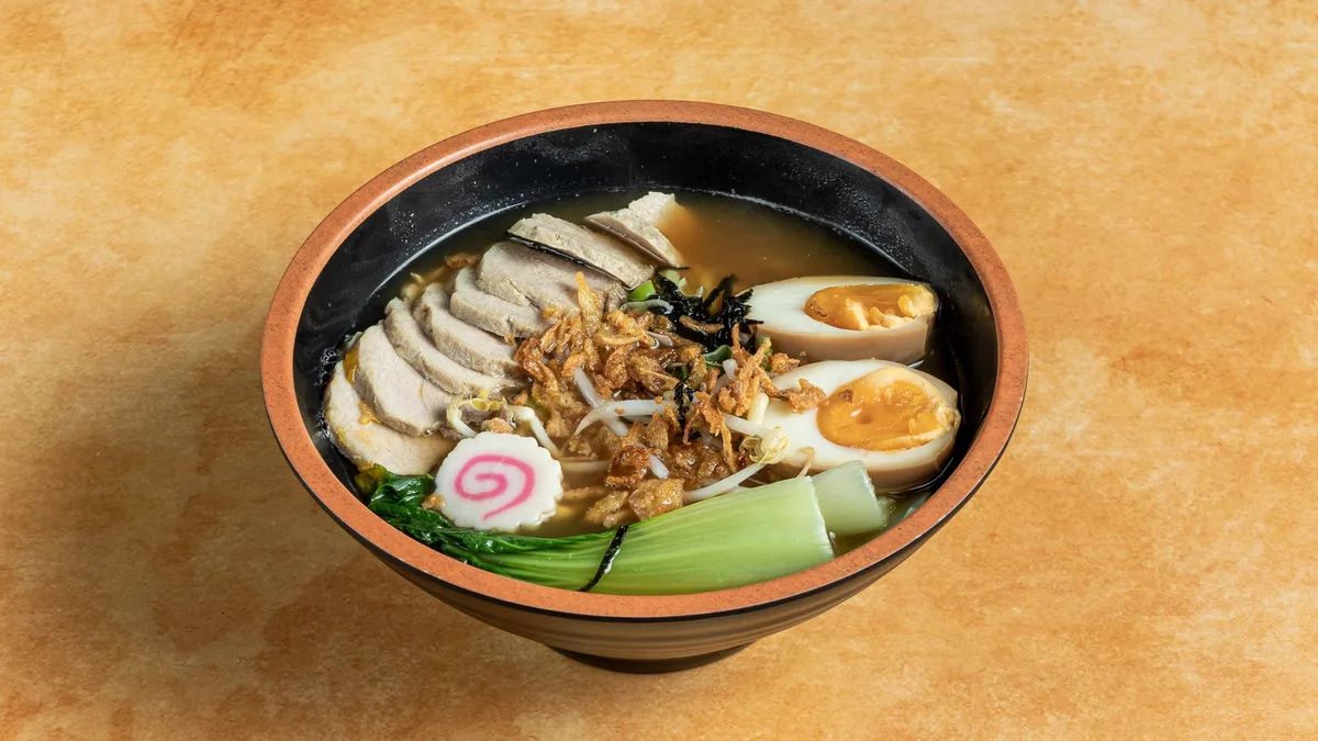 113.Tonkotsu Ramen