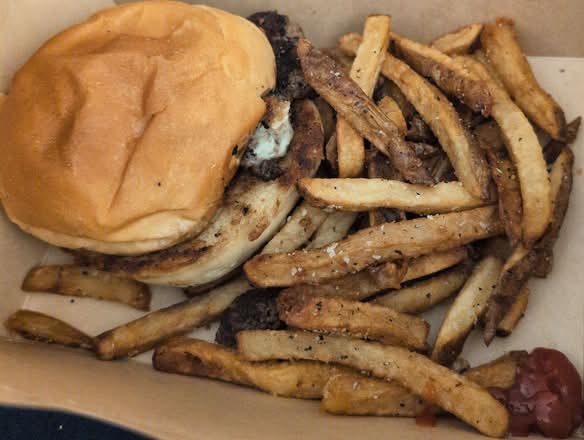 Kids Cheeseburger