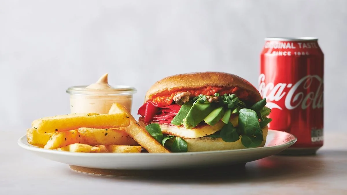 Halloumi Burger Combo (V)