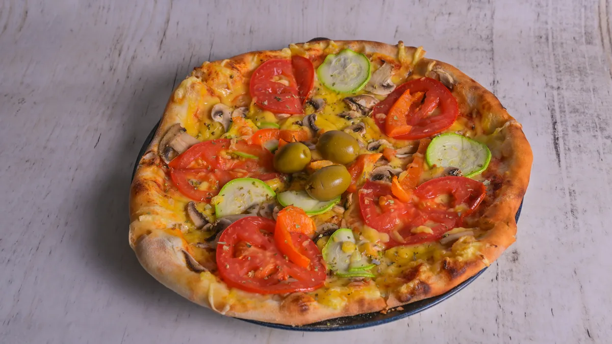 Vegetariana pizza 32cm