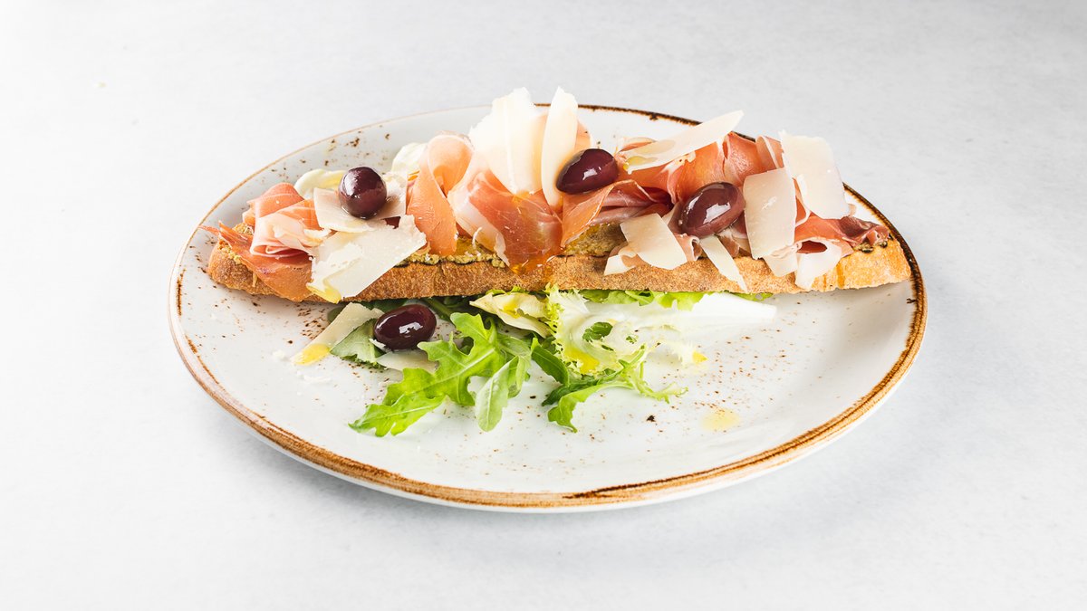 Proschiuto bruschette