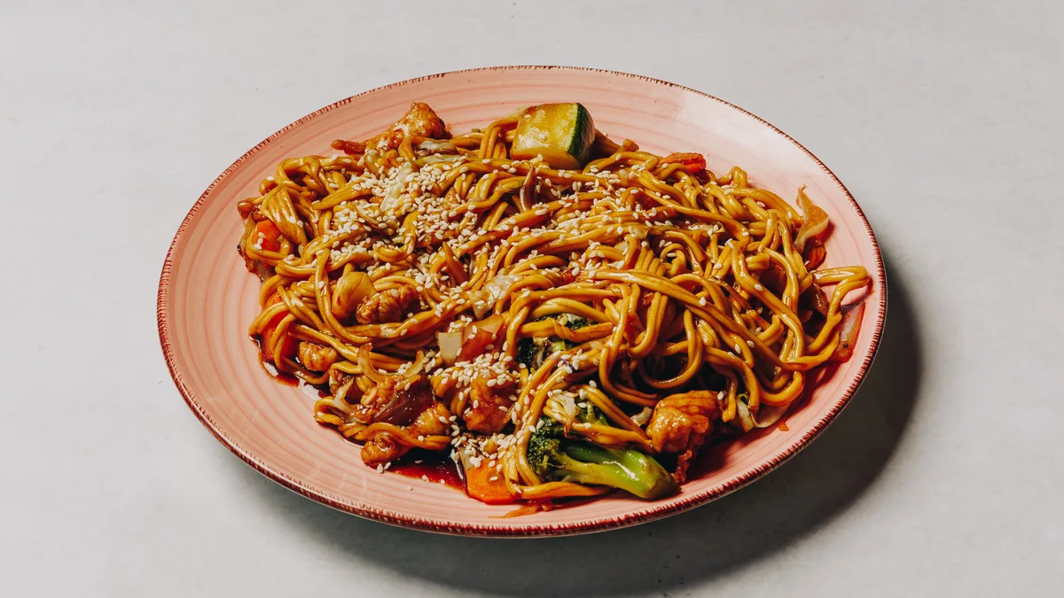 Wok piletina