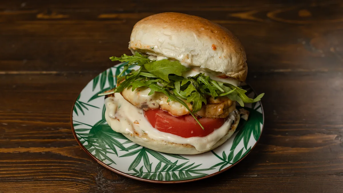Χουνκιάρ Burger