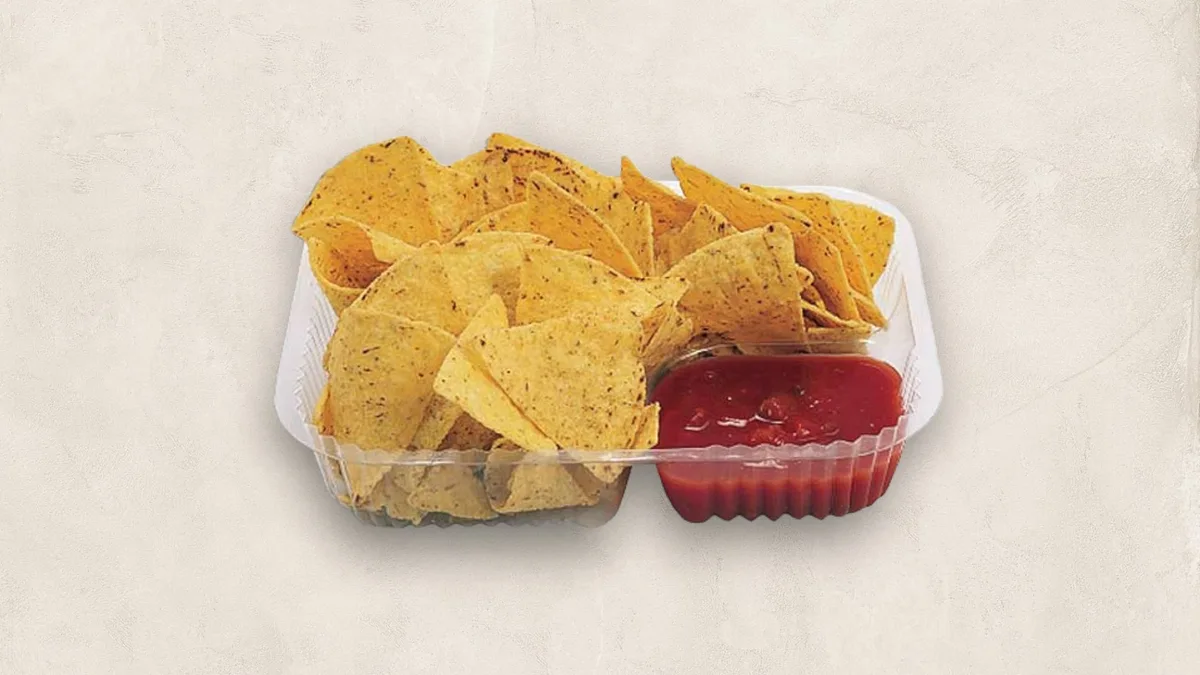 Kukuričné nachos s paradajkovou omáčkou