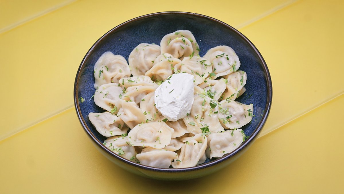 Dumplings 'Stroganov' with beef and pork