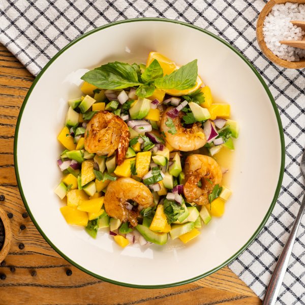 Avocado salad with shrimp