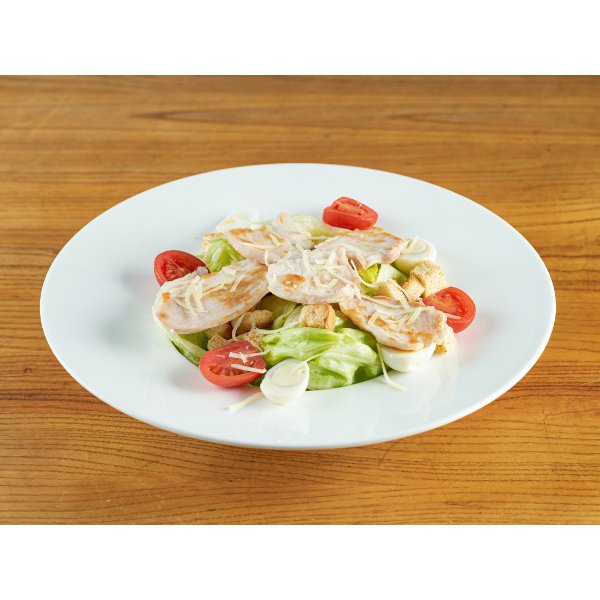 Caesar with chicken fillet