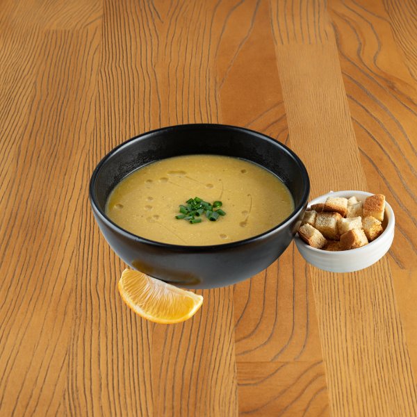 Cream of lentil soup with croutons