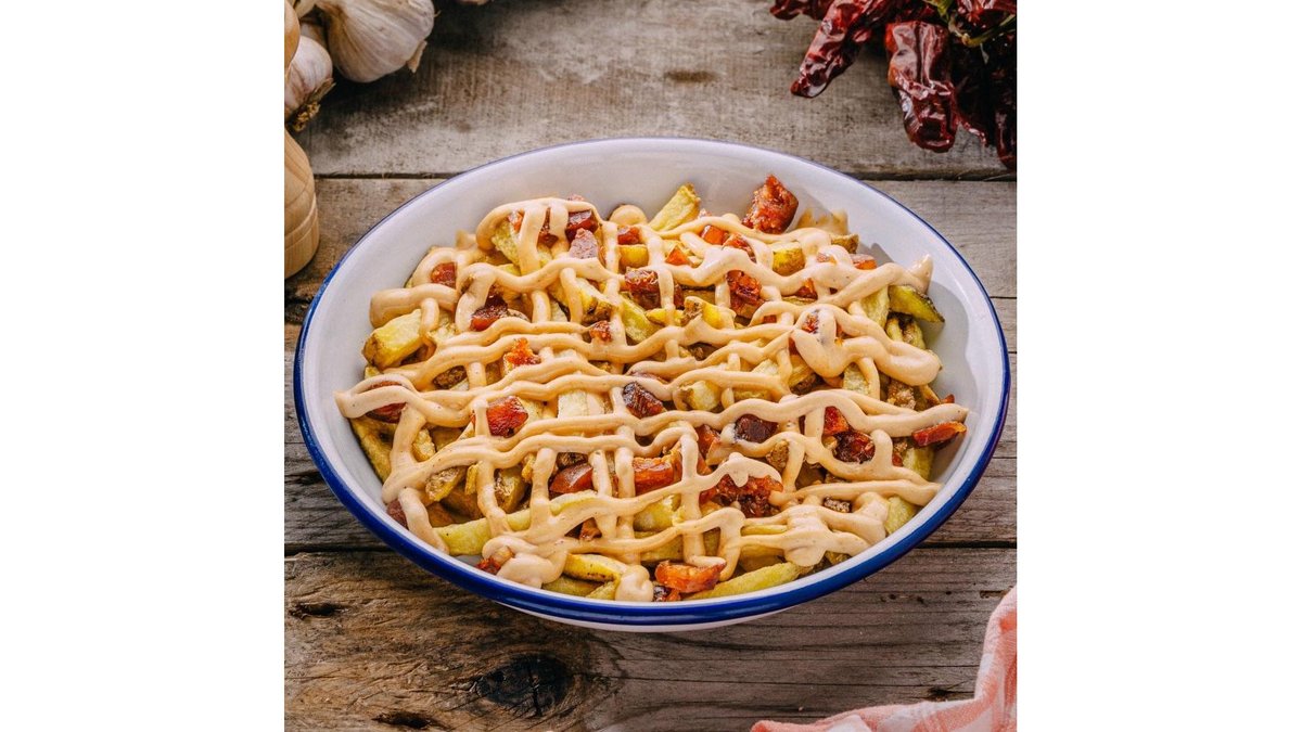 Salchipapas