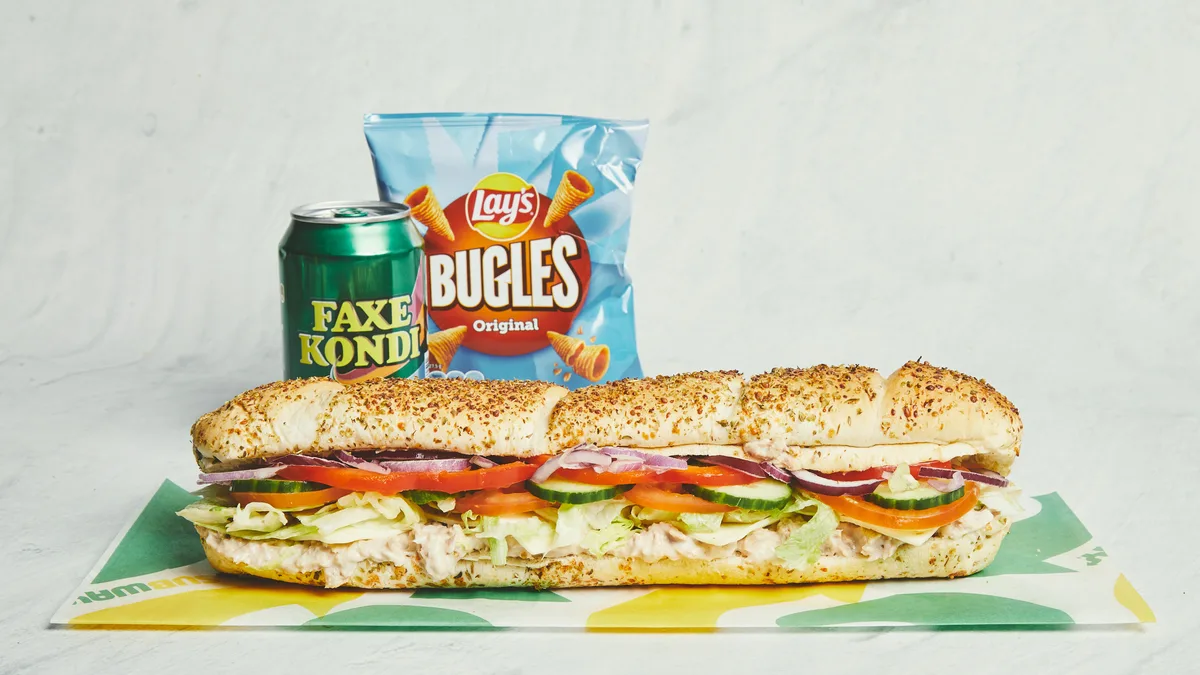Footlong Tuna Combo