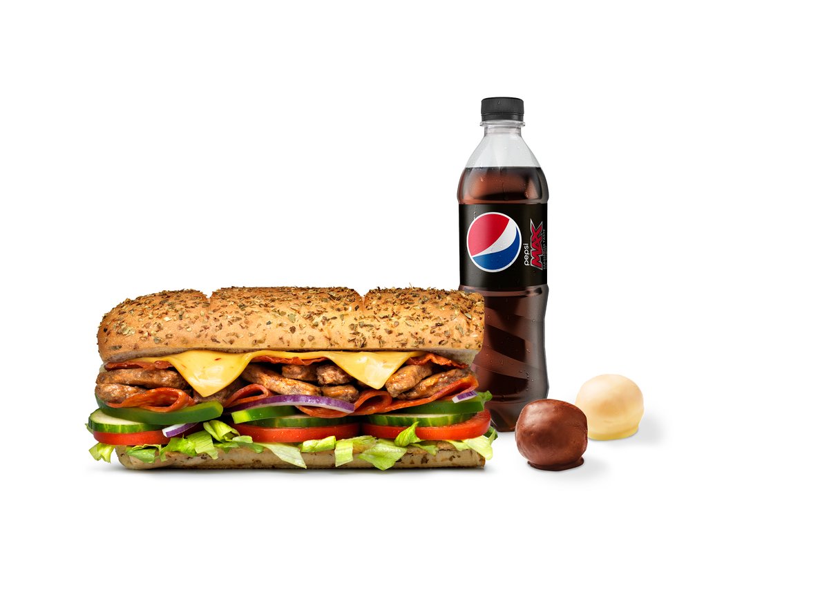 Spicy Steak and Bacon Meal Deal, 15cm