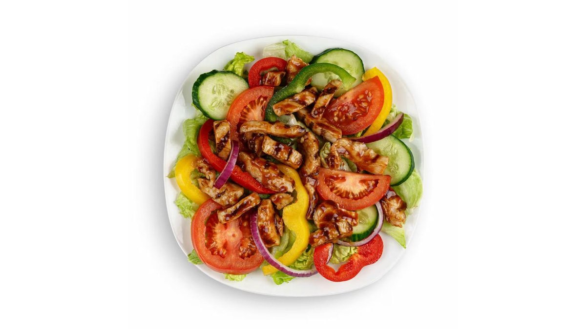 Salată Pui BBQ