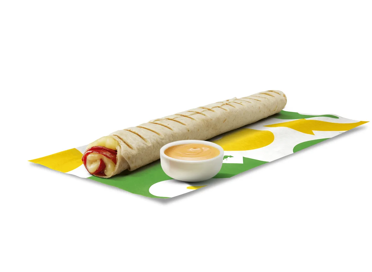 Footlong Dipper – Pepperoni and Cheese