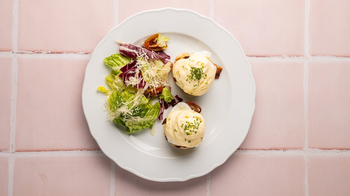 Eggs Benedict