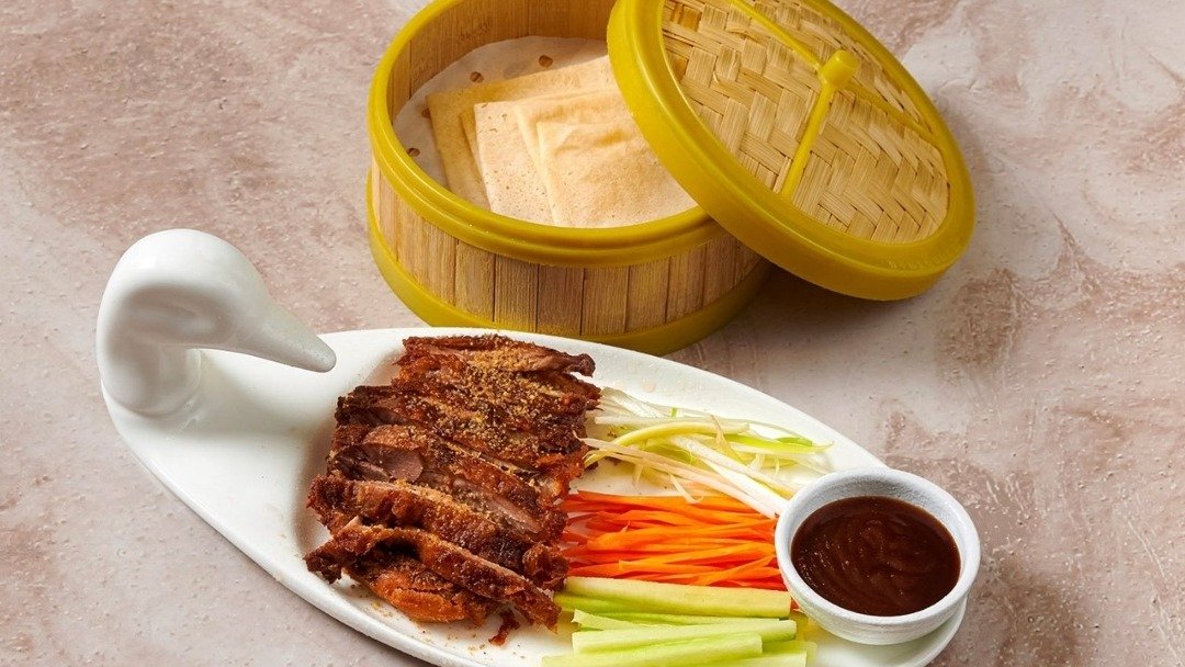 41) Pecking Duck
