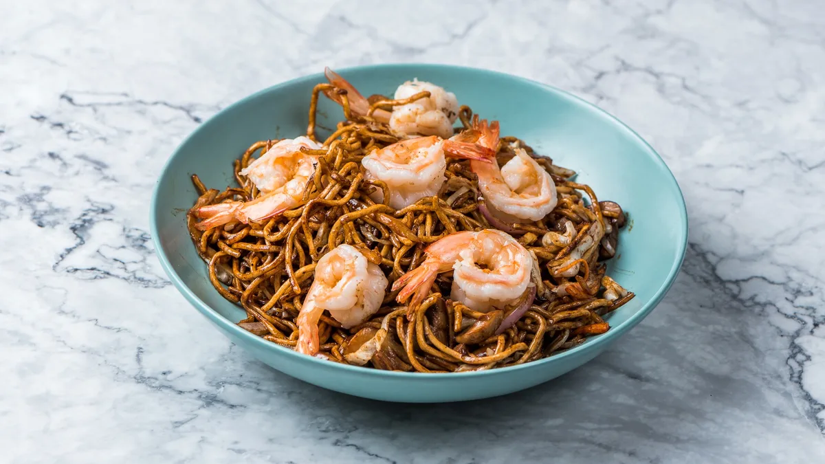 63) Noodles with Prawns