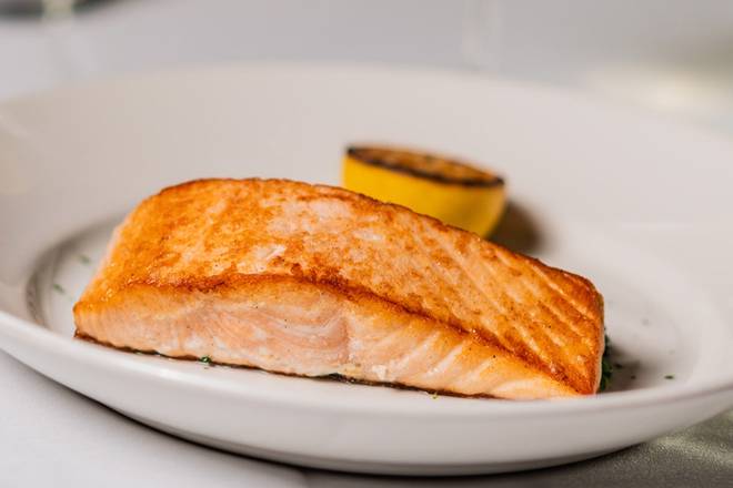 FAROE ISLANDS SALMON - BROILED