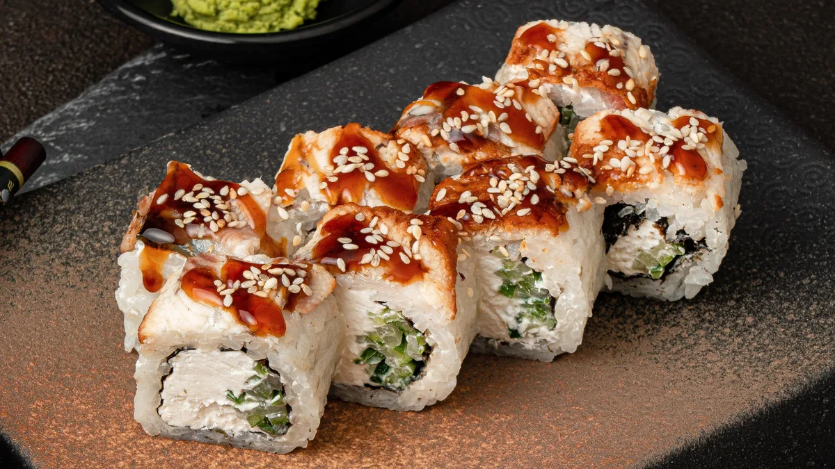 "Dragon" Roll