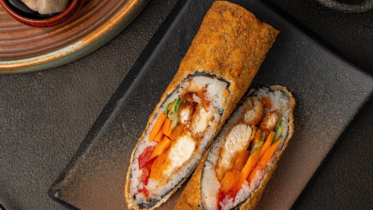 İsti Roll Burrito Toyuq ilə