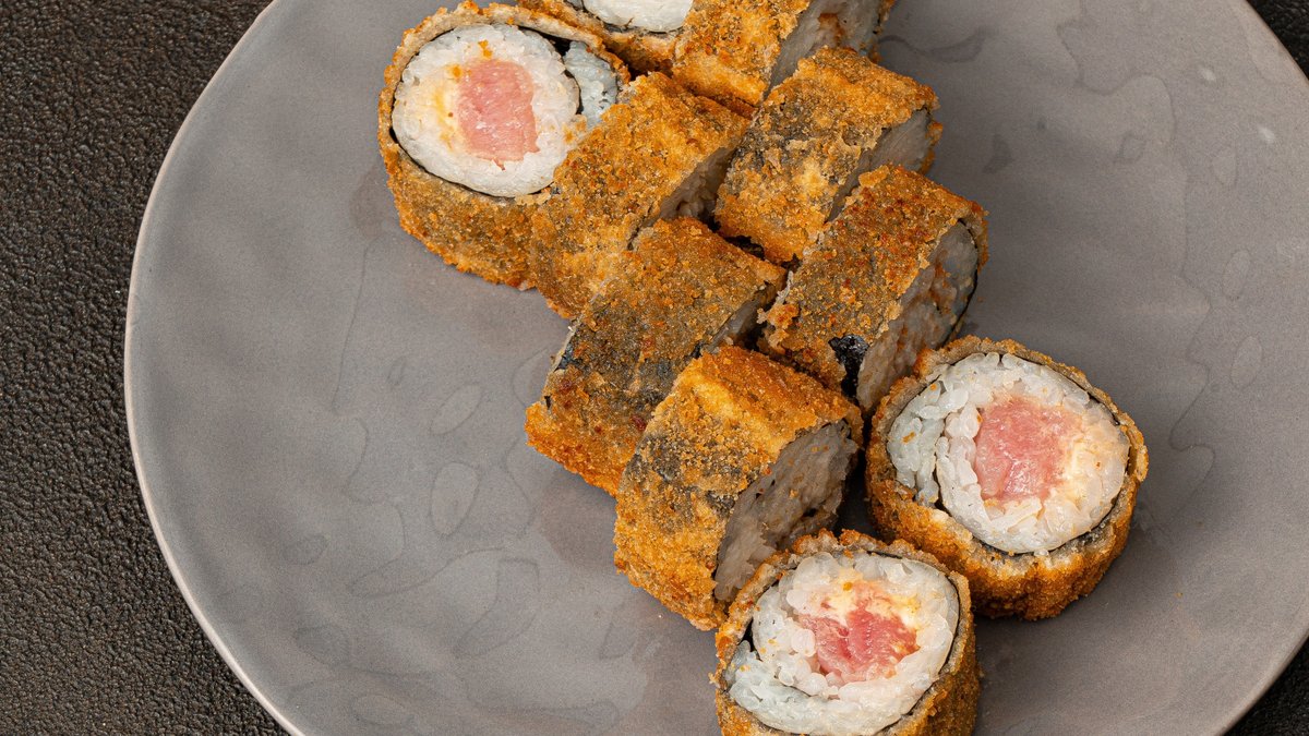 İsti Roll Tuna ilə