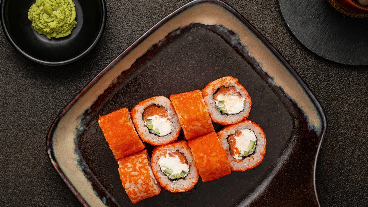 Kaliforniya Salmon Roll