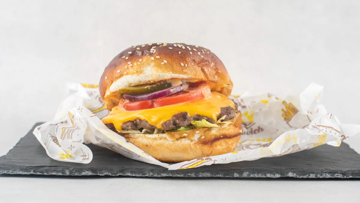 Cheese burger single