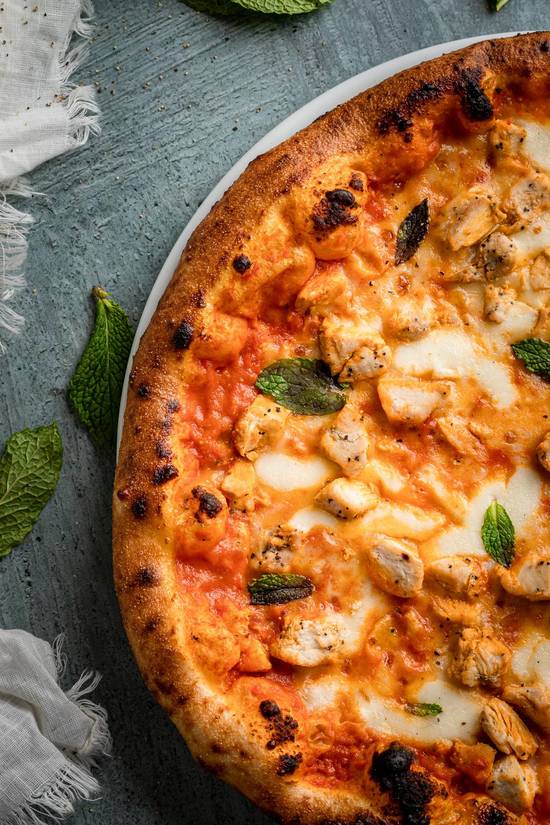 Mumbai Chicken Pizza