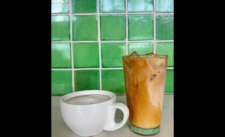 Blacklight Caffe Latte