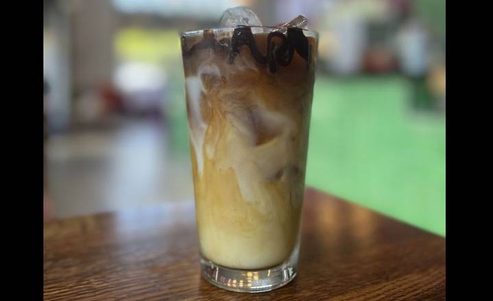Shaken Iced Oat Milk Chocolate Blacklight Expresso