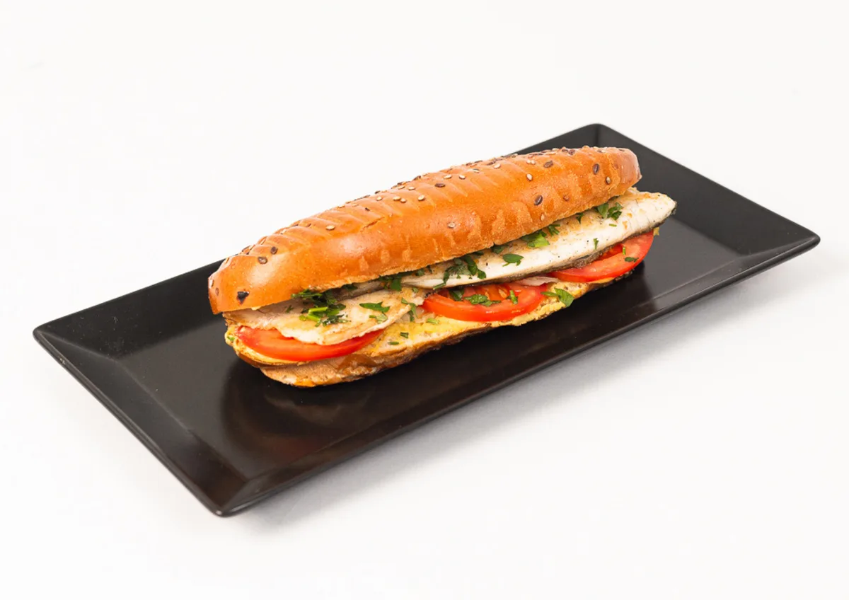Balik Ekmek (sandwich cu pește la plită)