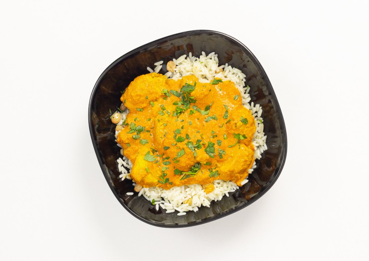 Butter chicken cu sos de alune and Clean Rice cu Stafide