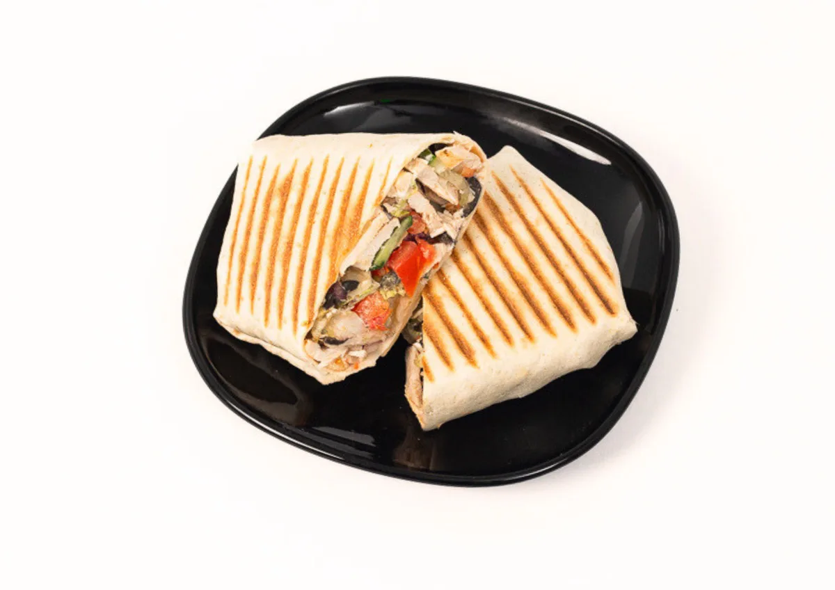 Greek Wrap cu pui la cuptor