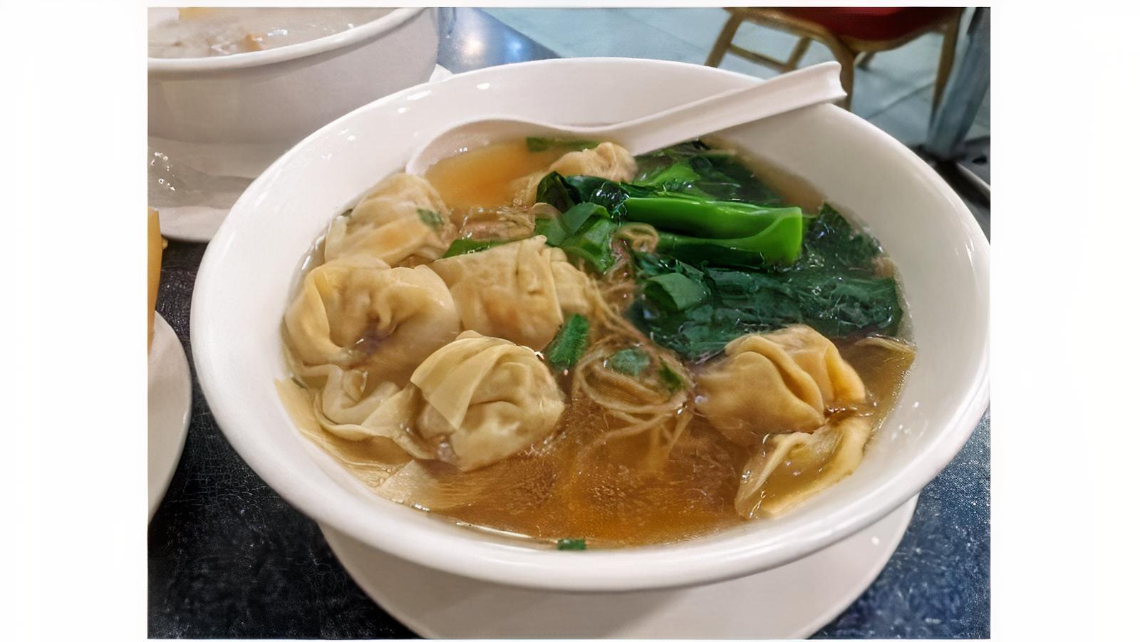 Combination Wonton with Noodles in Soup