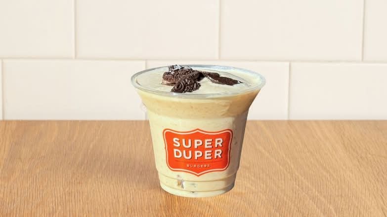 KID SIZE COOKIE BUTTER SHAKE