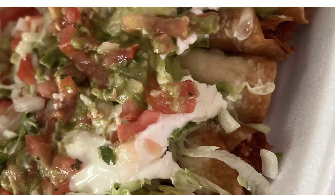 5 Chicken Taquitos