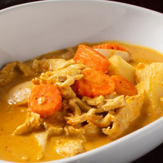 CHICKEN CURRY