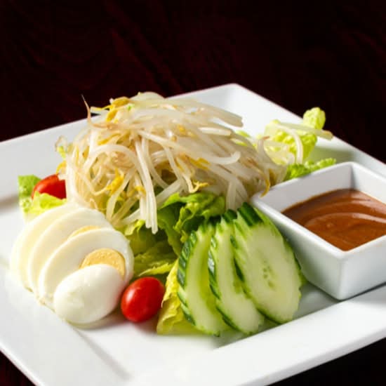 FRESH THAI SALAD