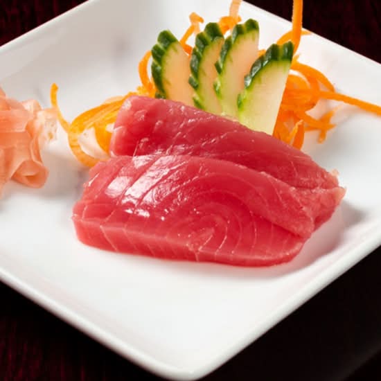 MAGURO SASHIMI