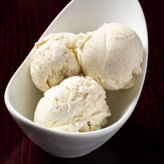 VANILLA BEAN ICE CREAM