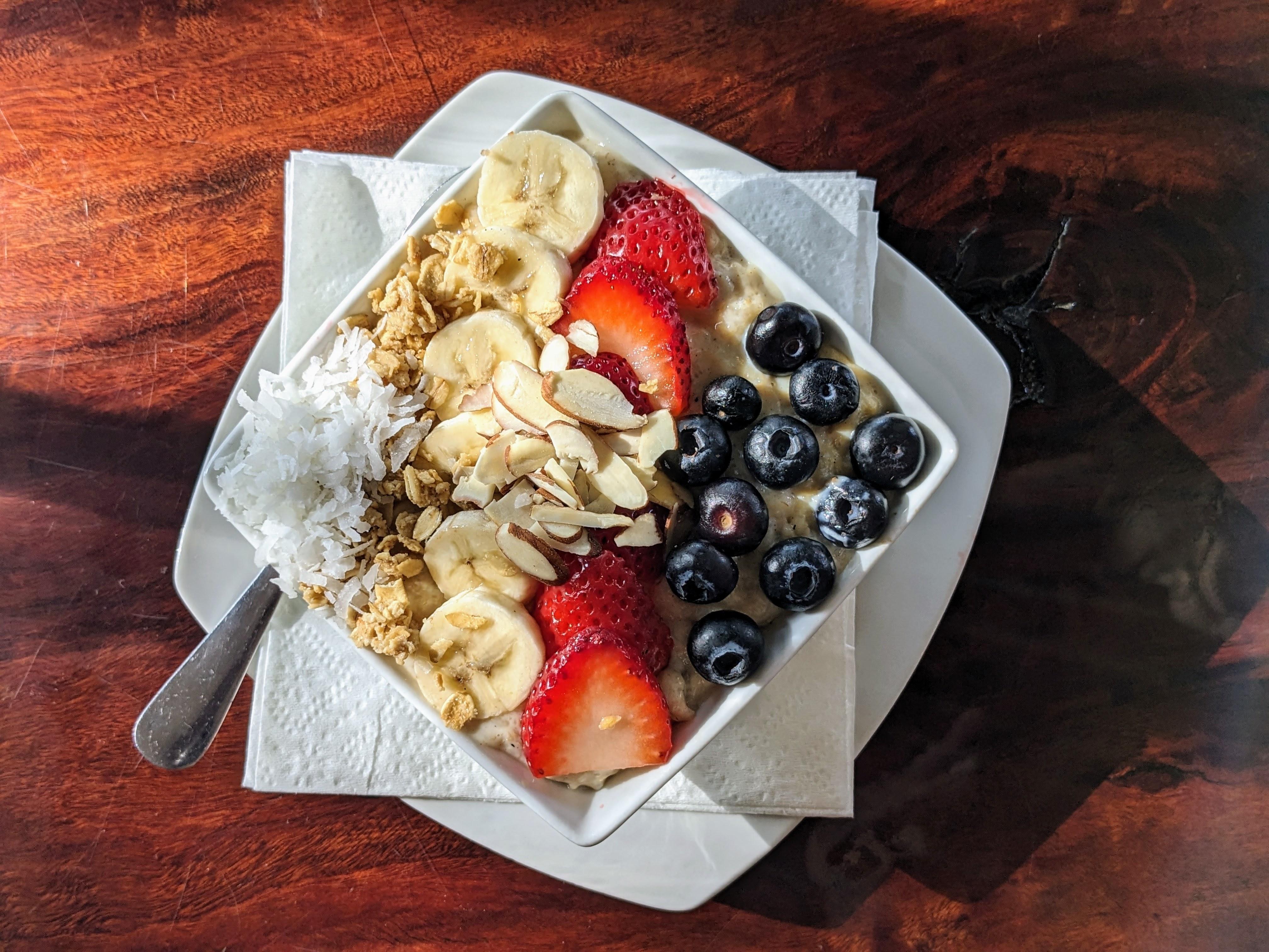 Oatmeal with Fruits