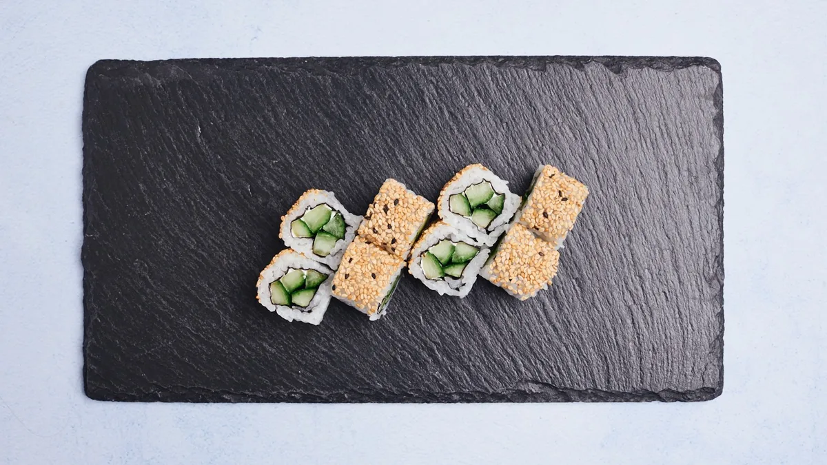 21. Cucumber Cali I-O Maki