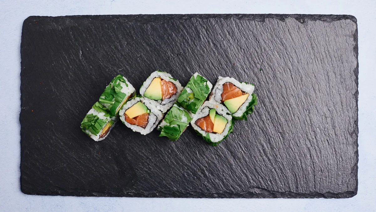 43. Salmon Rocket I-O Maki